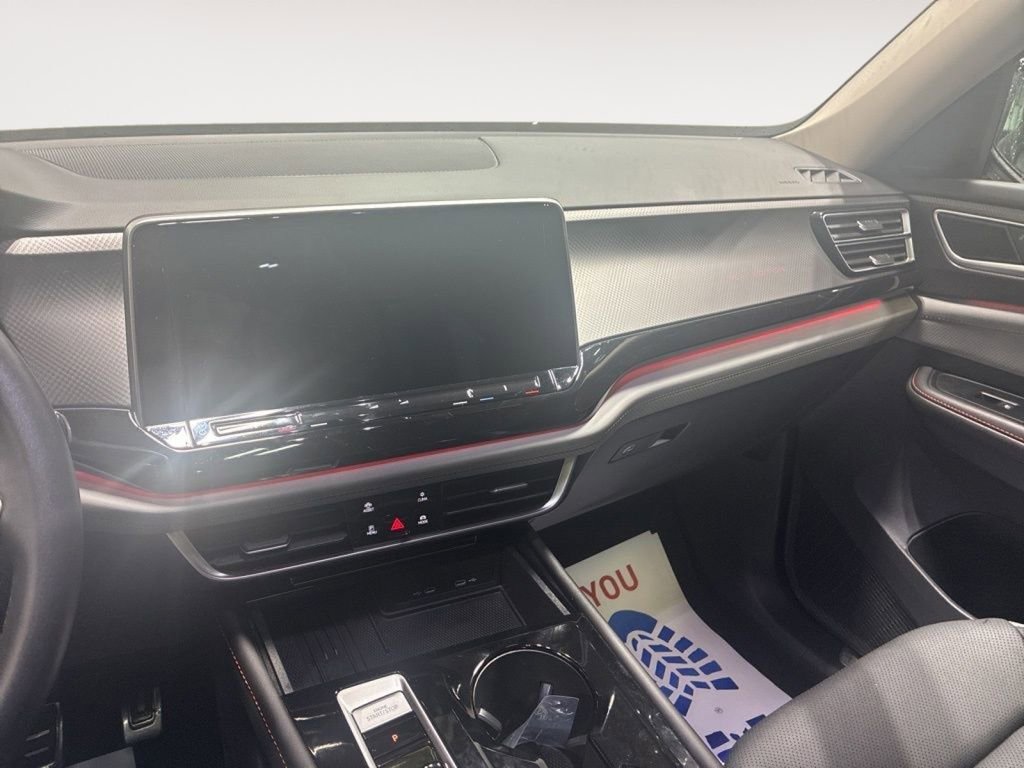 Used 2025 Volkswagen Atlas Peak Edition SE image 10