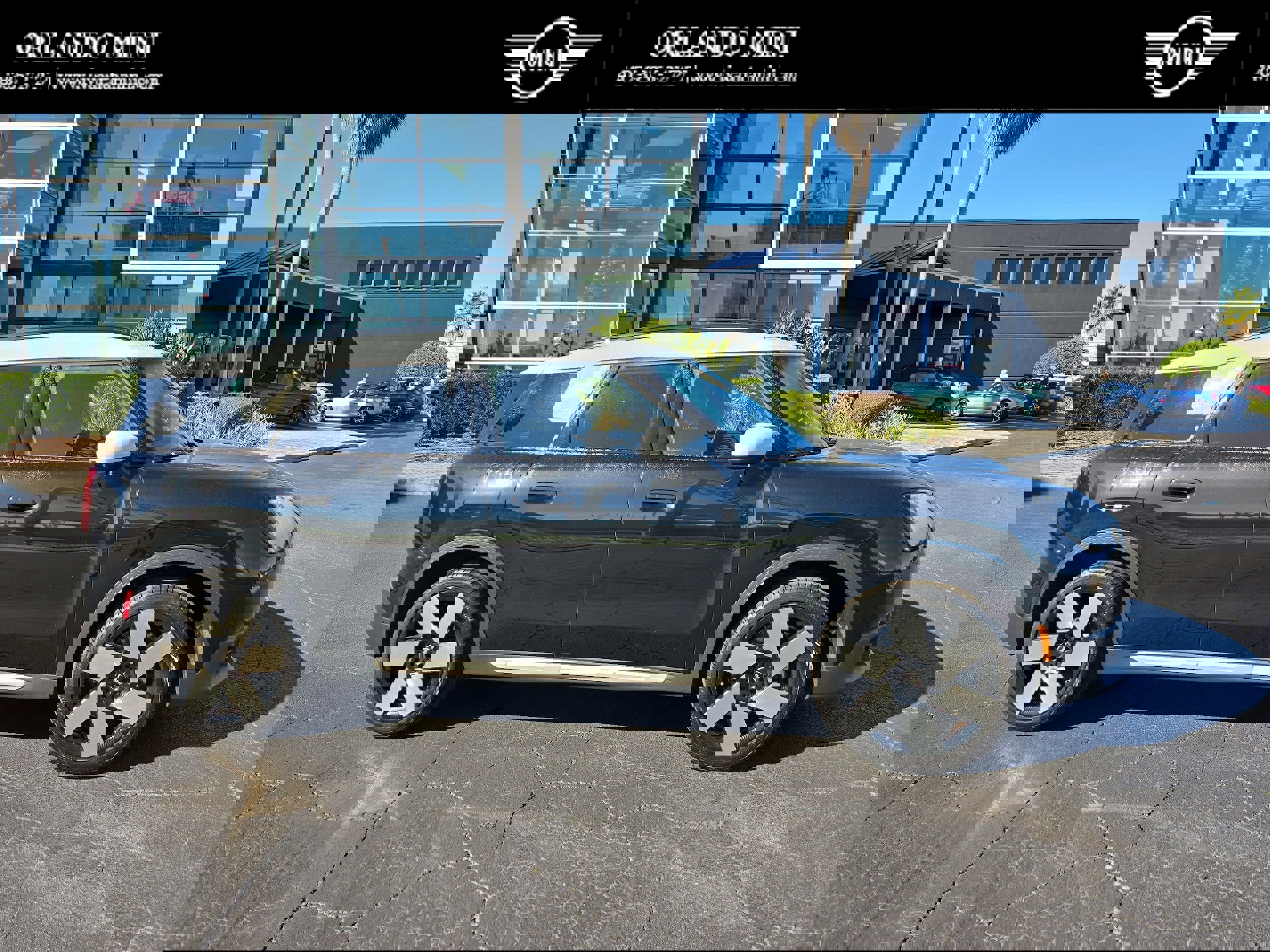 Certified 2025 MINI Cooper Countryman S w/ Comfort Package Max image 1