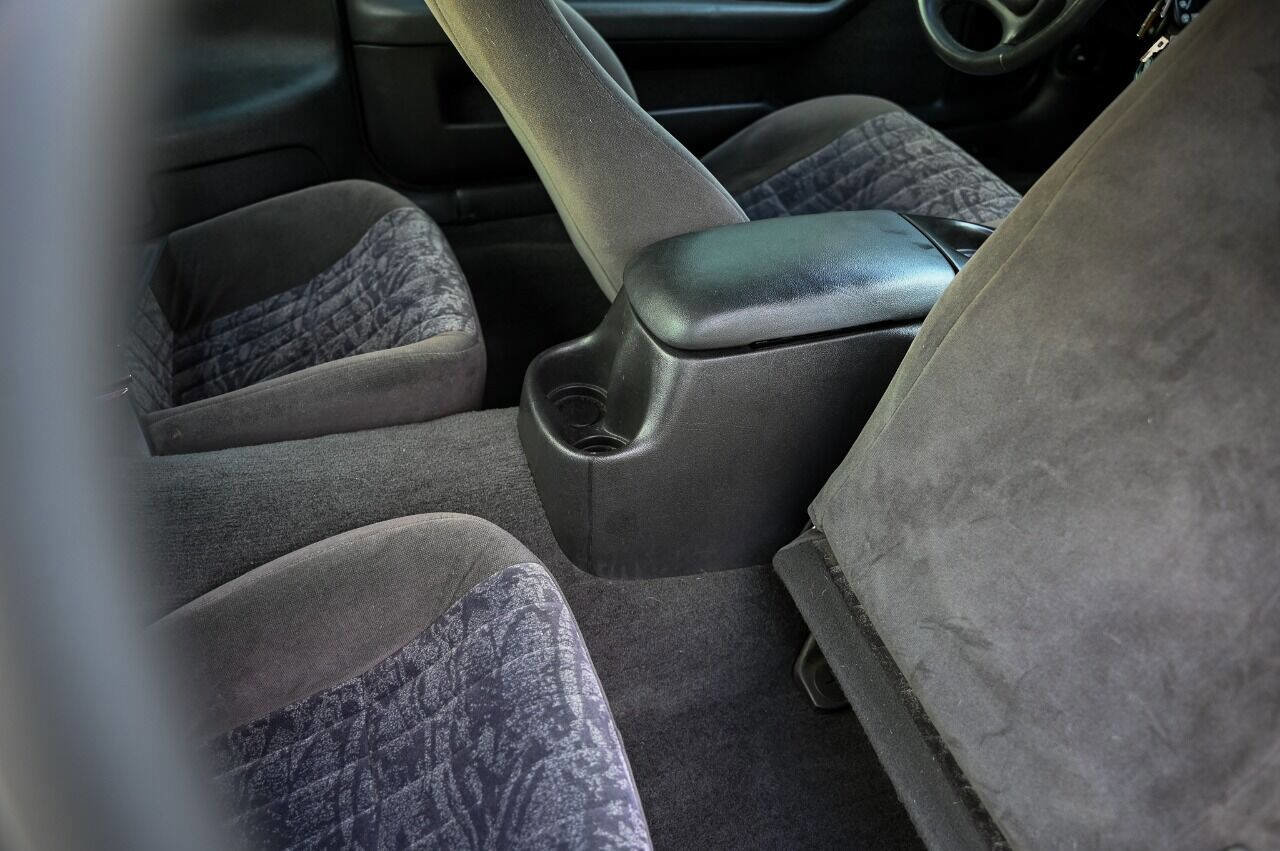 Used 2001 Chevrolet Camaro Z28 w/ Preferred Equipment Group 2 RWD image 74