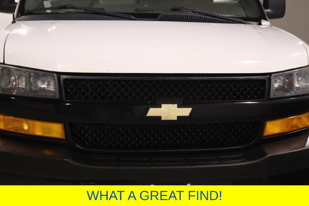 Used 2023 Chevrolet Express 2500 w/ Driver Convenience Package RWD image 13