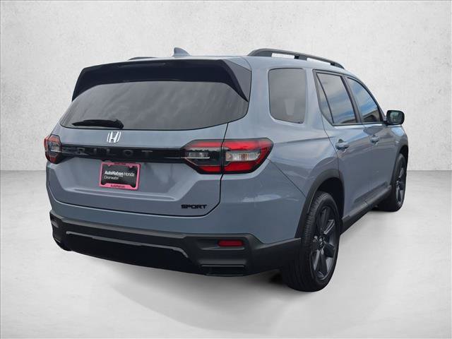 New 2026 Honda Pilot Sport image 2