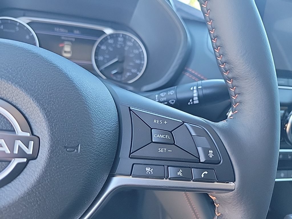 New 2025 Nissan Sentra SR w/ SR Premium Package FWD image 24
