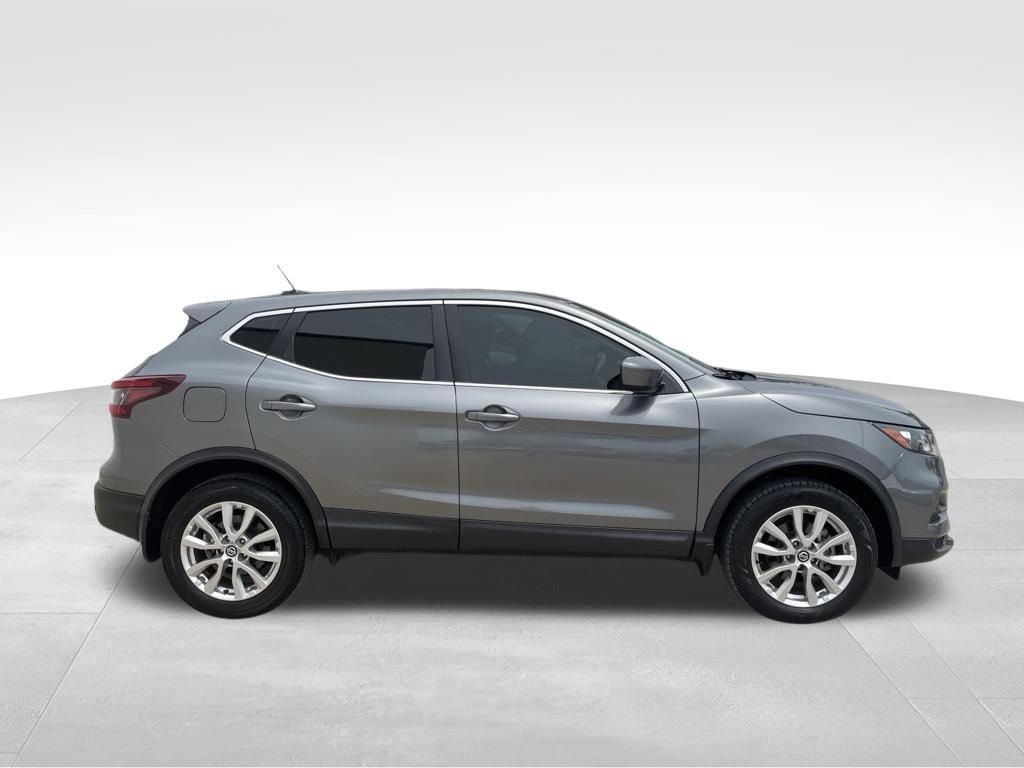 Used 2021 Nissan Rogue Sport S FWD image 4