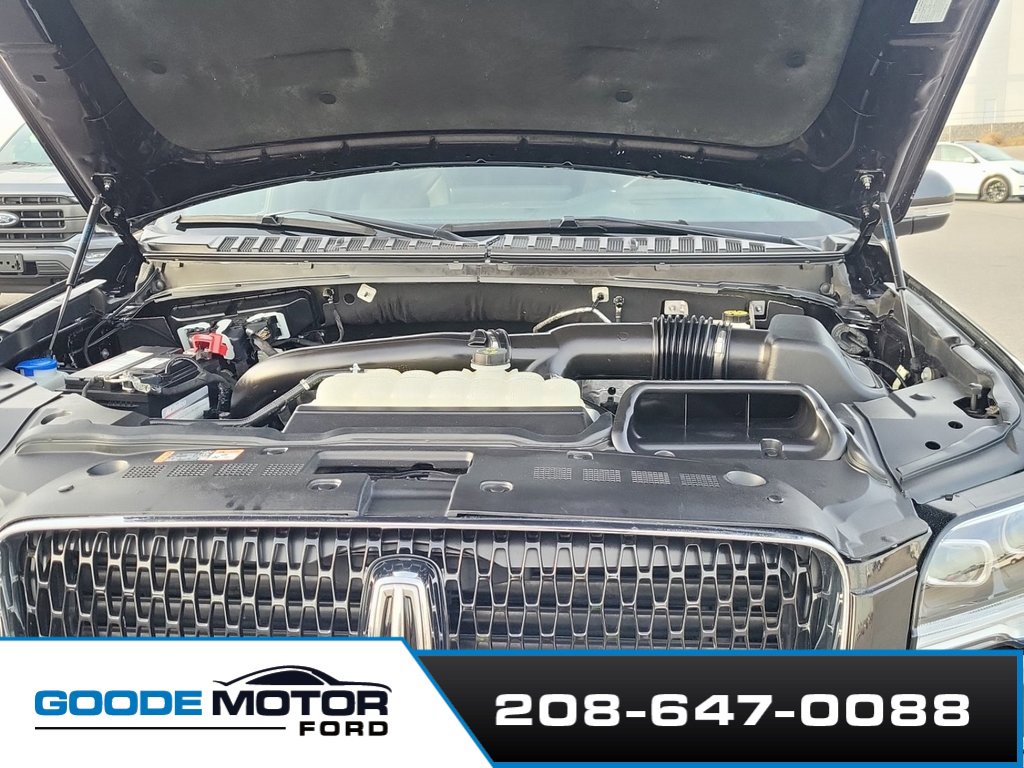 Used 2023 Lincoln Navigator Reserve image 19