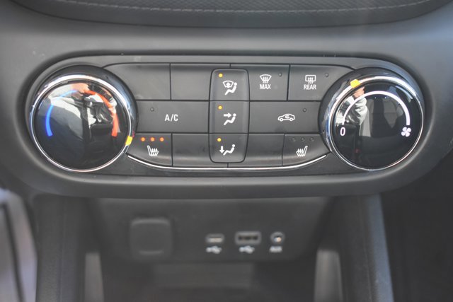 Used 2023 Chevrolet TrailBlazer LT image 55