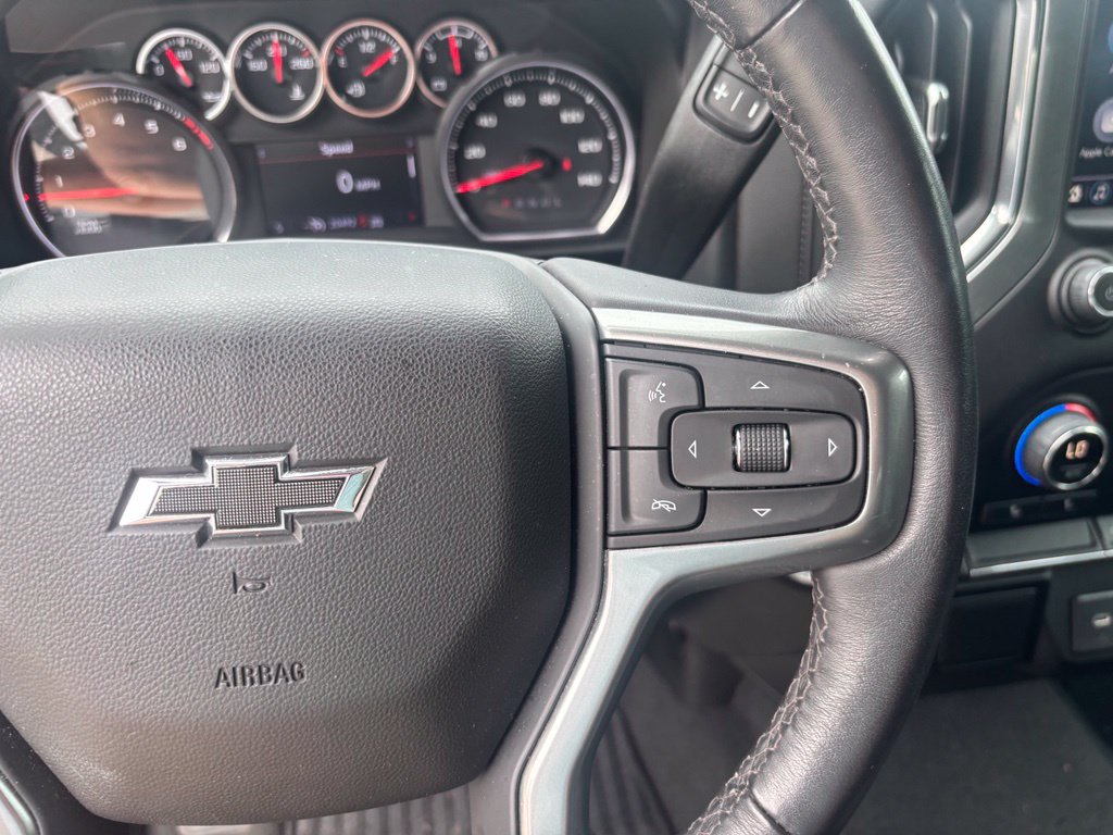 Used 2022 Chevrolet Silverado 1500 RST w/ Redline Edition AWD/4WD image 27