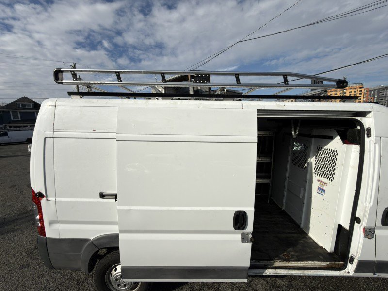 Used 2017 RAM ProMaster 2500 w/ Interior Convenience Group image 36