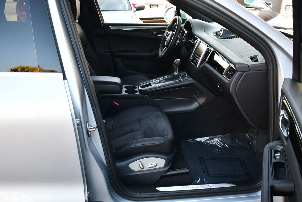 Used 2016 Porsche Macan S image 43