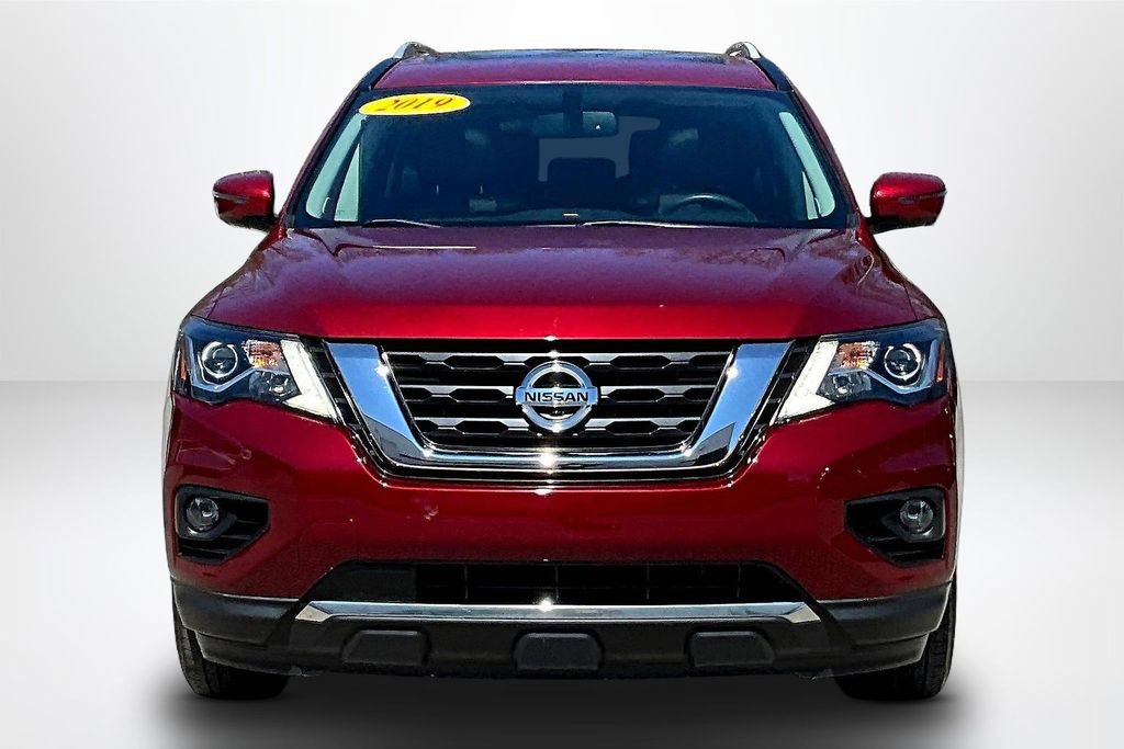 Used 2019 Nissan Pathfinder S image 2