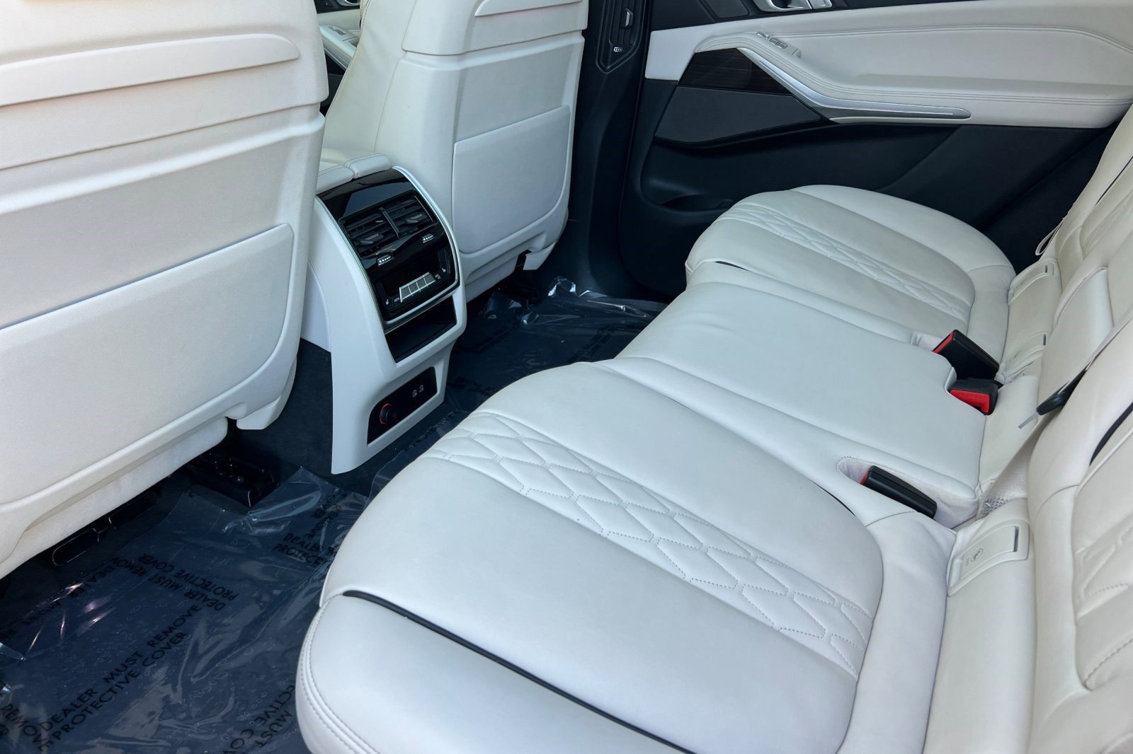 Used 2020 BMW X7 xDrive40i w/ Premium Package image 29