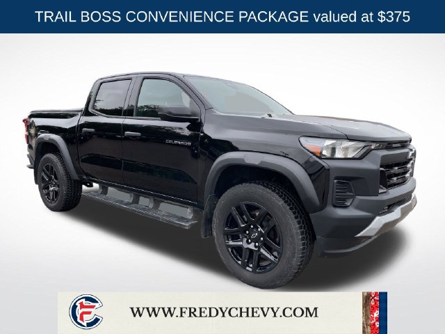Used 2024 Chevrolet Colorado Trail Boss w/ Advanced Trailering Package AWD/4WD image 8