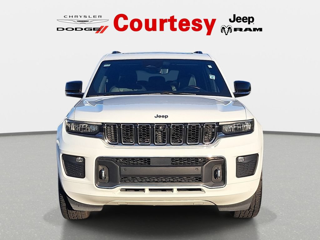 Certified 2023 Jeep Grand Cherokee L Overland w/ Advanced Protech Group III AWD/4WD image 9