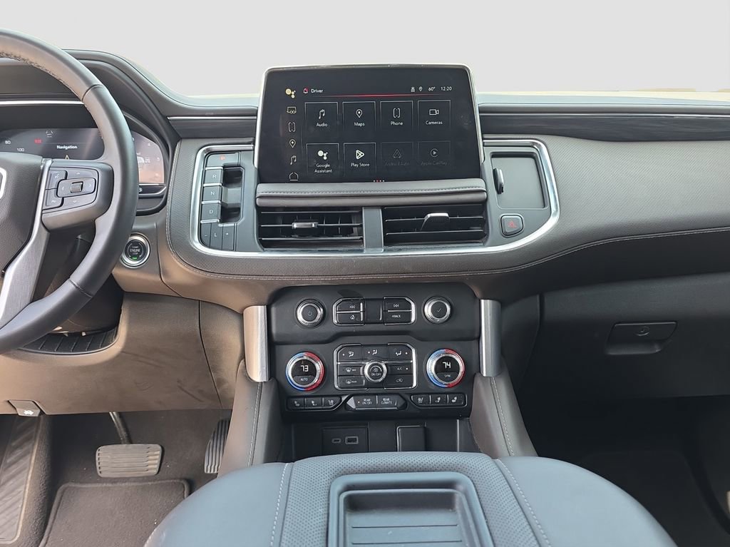 Used 2024 GMC Yukon XL SLT w/ SLT Luxury Package AWD/4WD image 14