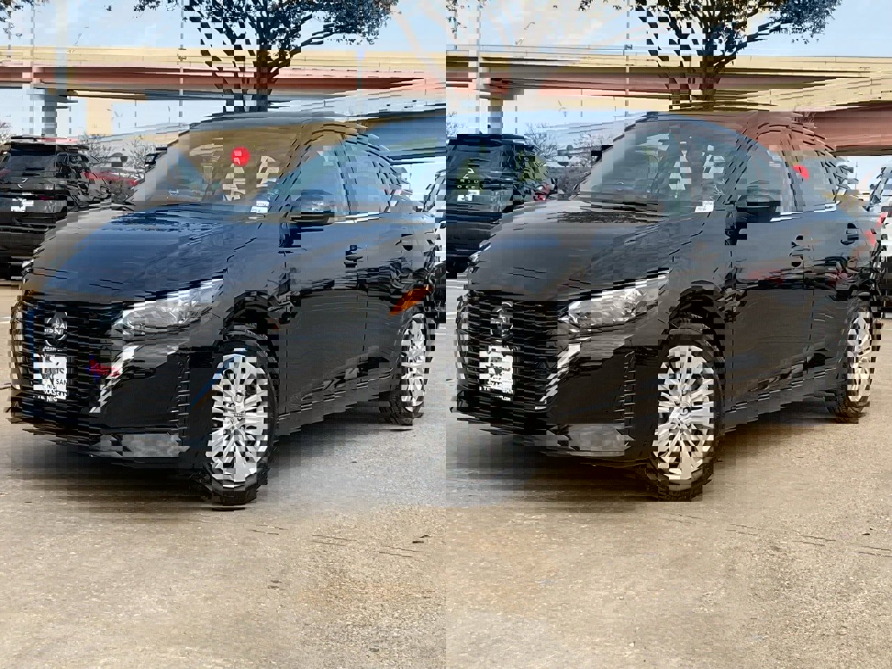 Used 2025 Nissan Sentra S image 2