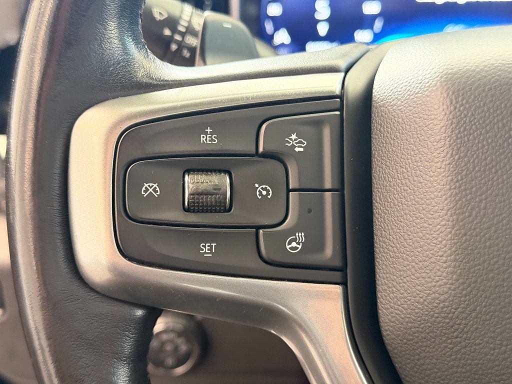 Used 2022 Chevrolet Silverado 1500 LTZ w/ LTZ Premium Package AWD/4WD image 23
