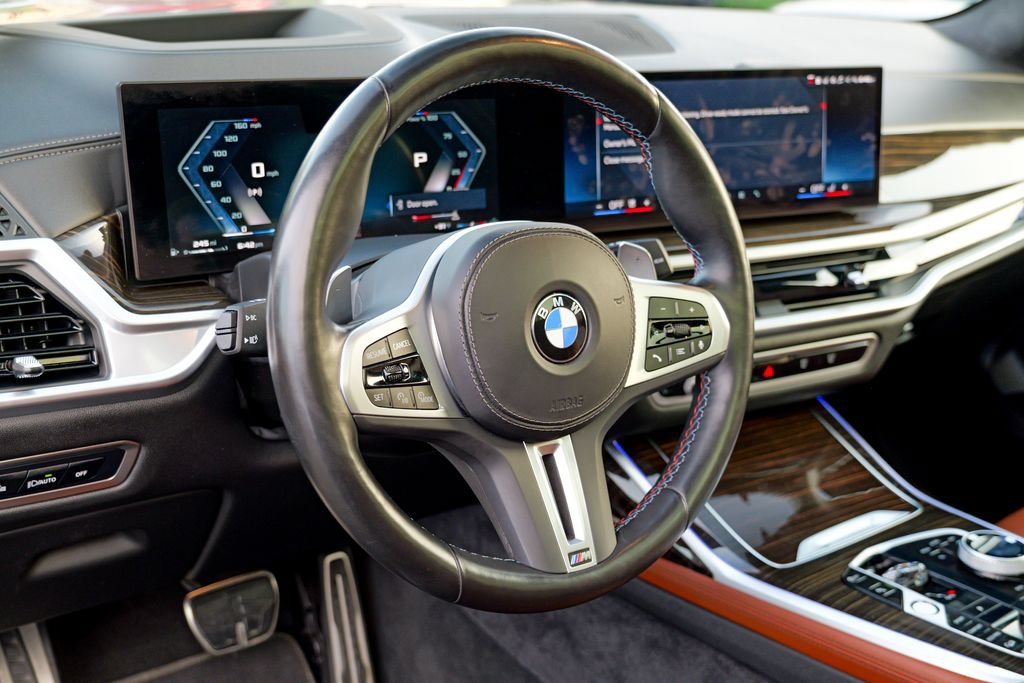 Used 2024 BMW X7 M60i w/ Executive Package AWD/4WD image 21