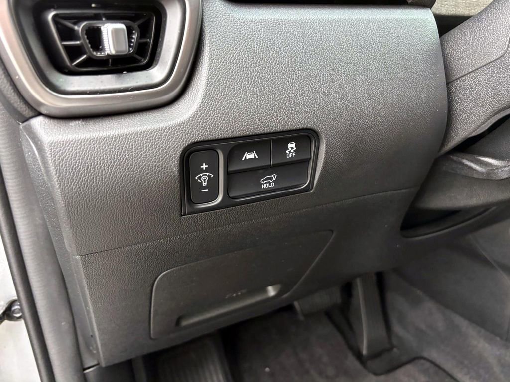 Used 2021 Kia Sorento EX w/ EX AWD X-Line Package image 14