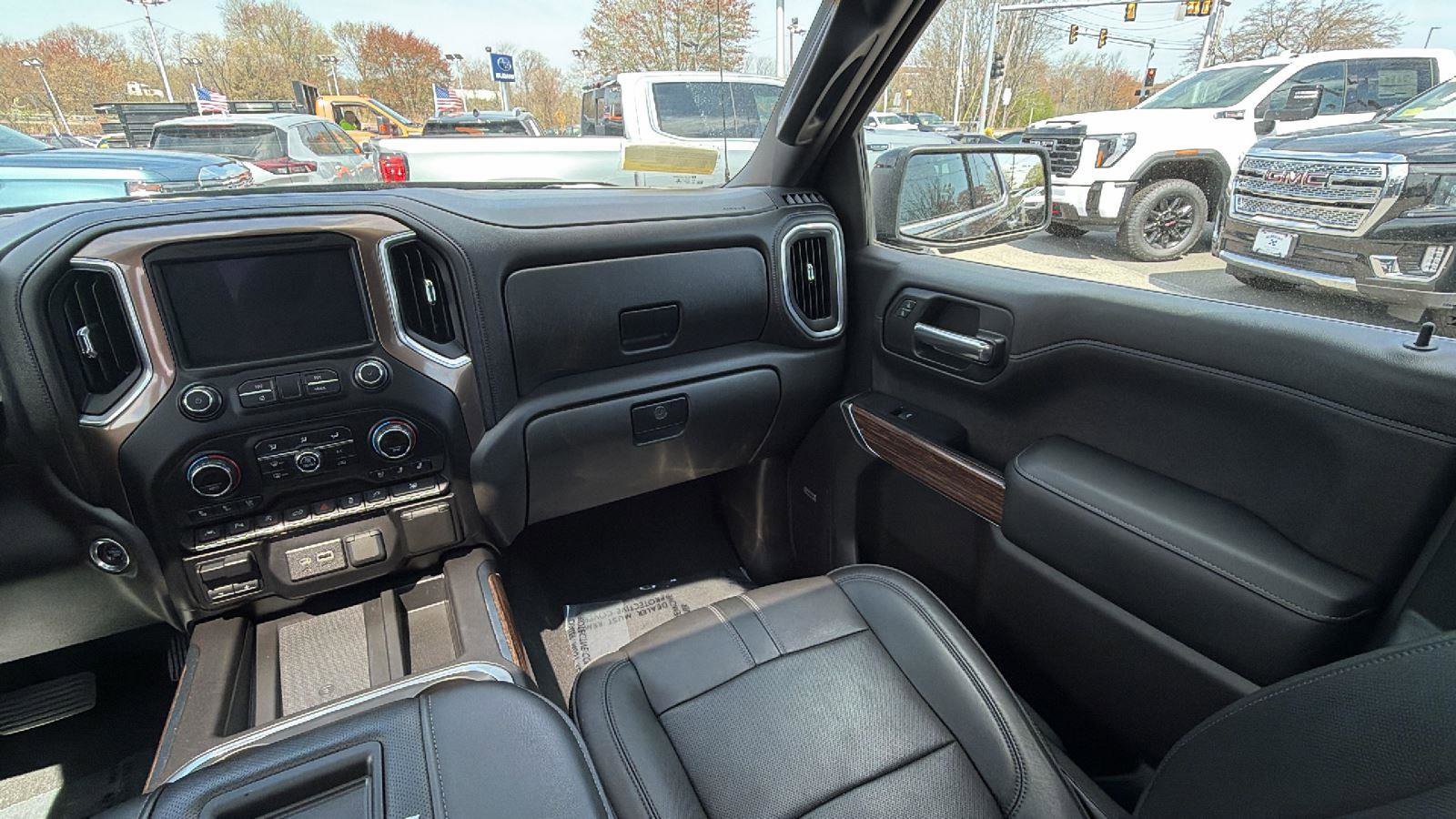 Used 2019 Chevrolet Silverado 1500 High Country AWD/4WD image 21