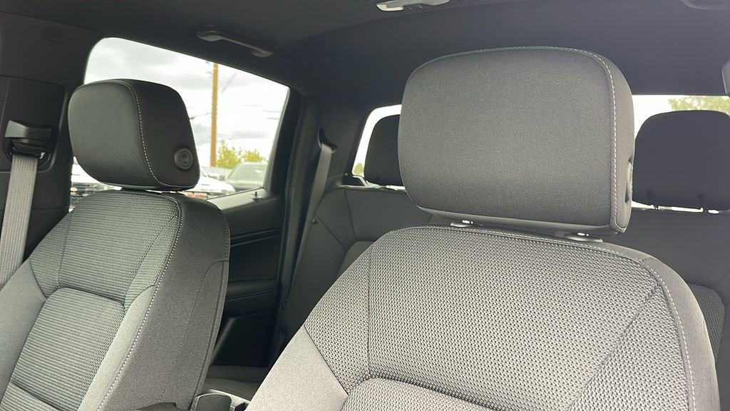 New 2026 GMC Canyon Elevation w/ Convenience Package image 12