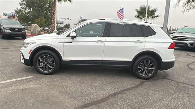 Used 2023 Volkswagen Tiguan SE image 6