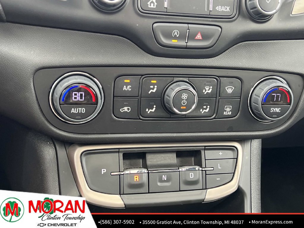 Certified 2023 GMC Terrain Denali w/ Denali Premium Package AWD/4WD image 27