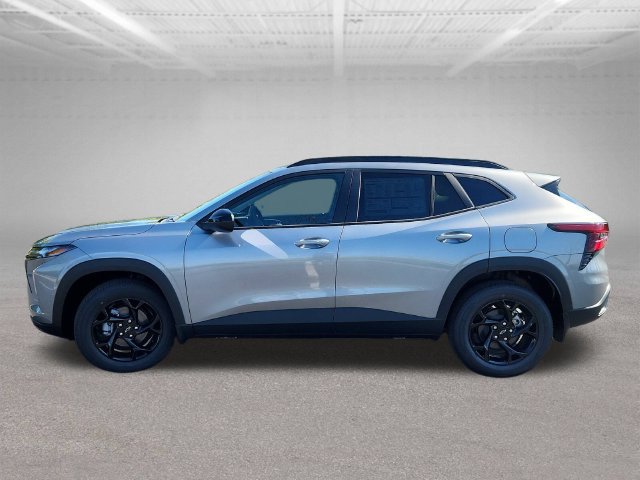 New 2026 Chevrolet Trax LT w/ Sunroof Package FWD image 4