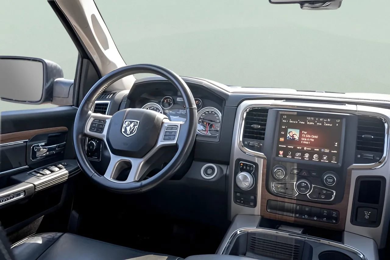 Used 2017 RAM 1500 Laramie w/ Convenience Group AWD/4WD image 14