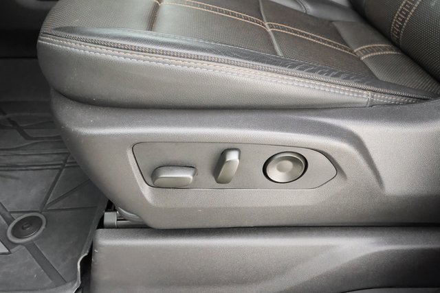 Used 2024 Chevrolet Silverado 1500 High Country w/ High Country Premium Package image 9