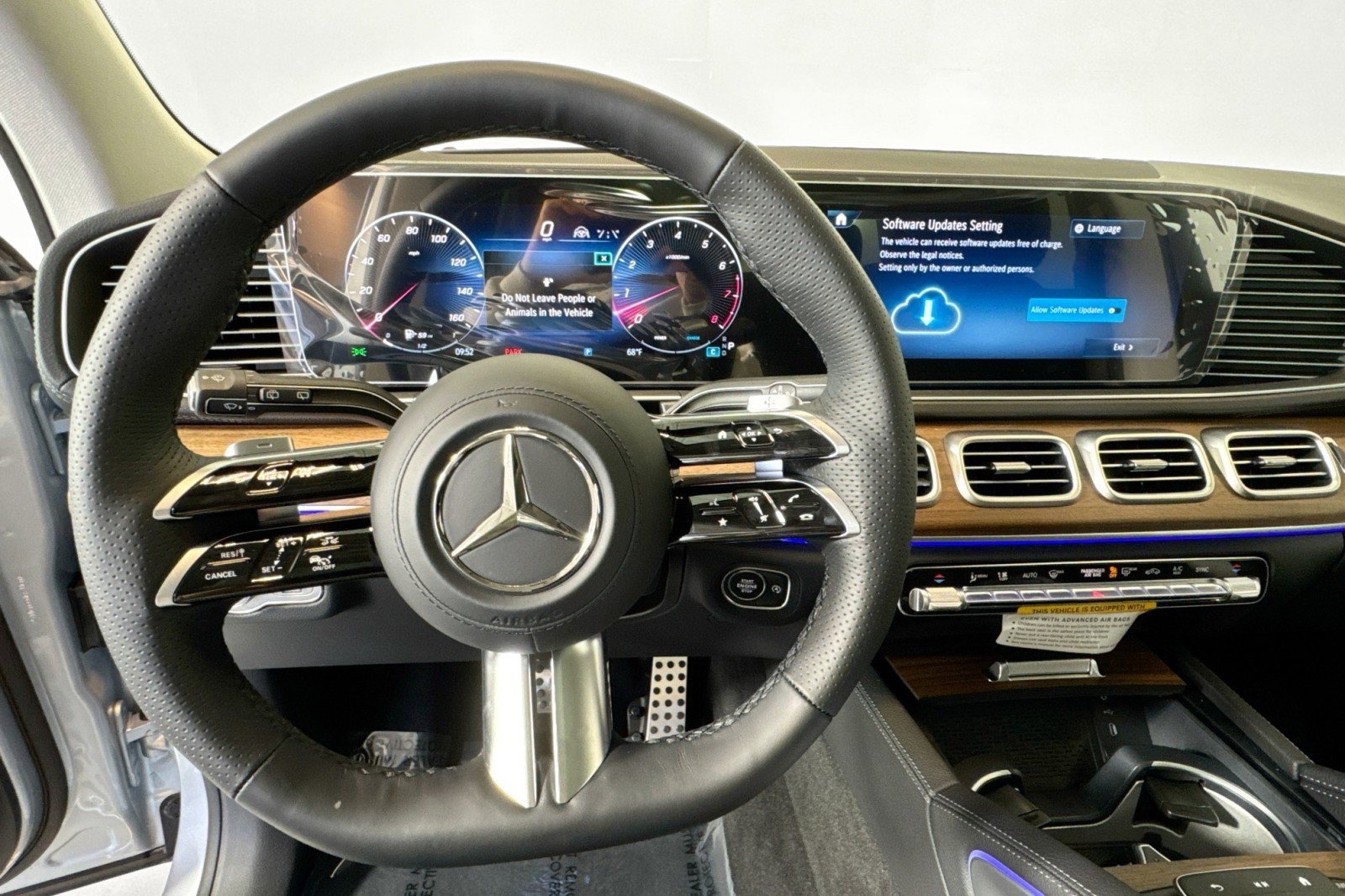 New 2026 Mercedes-Benz GLS 450 4MATIC image 11
