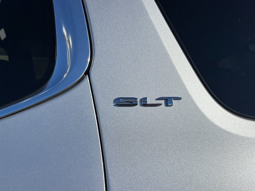 Used 2020 GMC Acadia SLT image 10