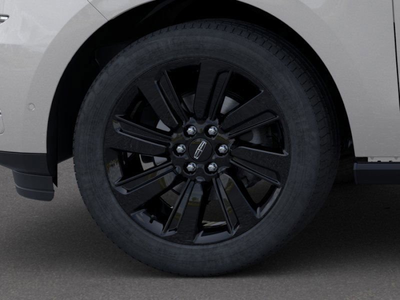 New 2024 Lincoln Navigator L Reserve image 27
