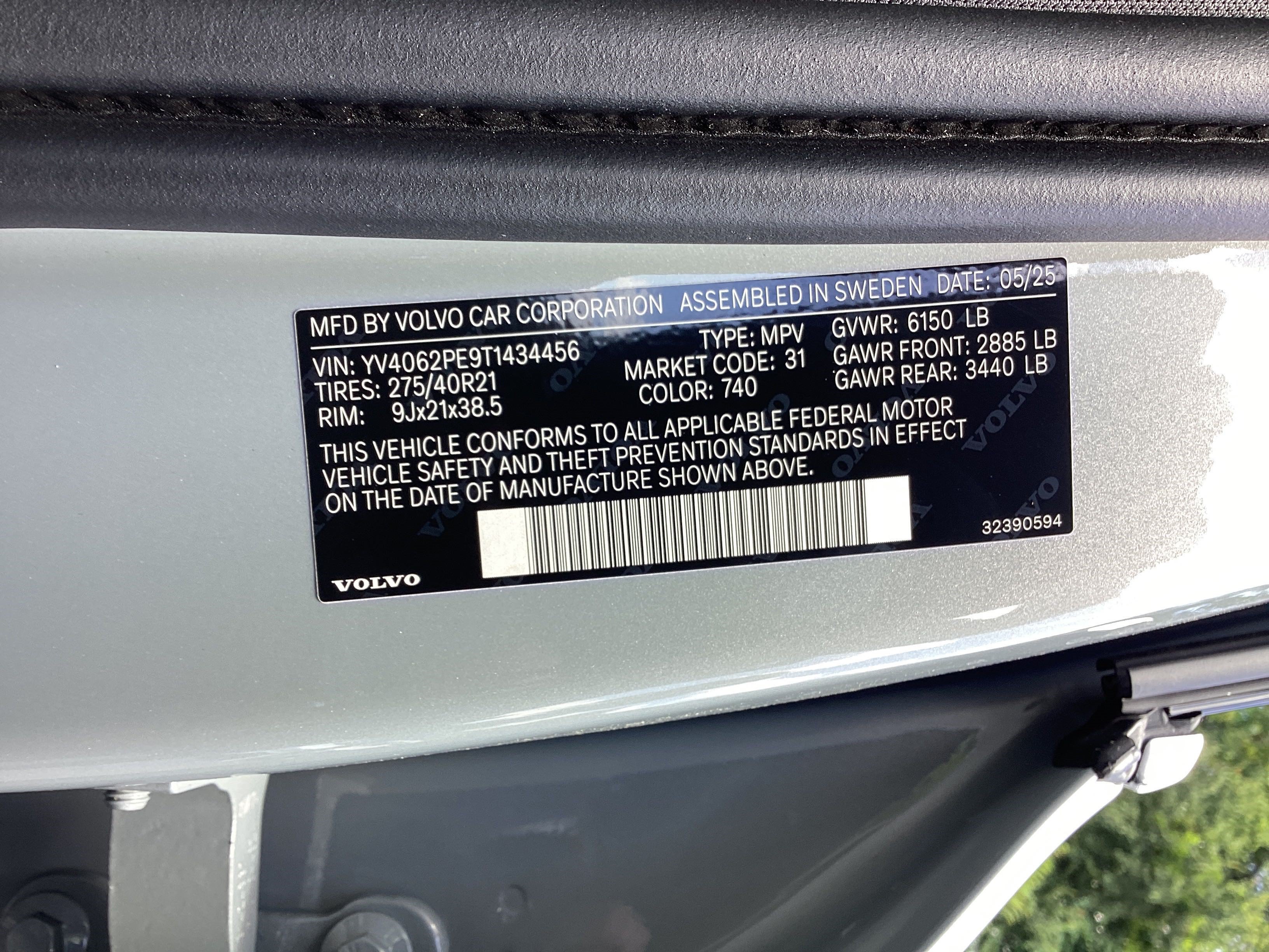 Certified 2026 Volvo XC90 B6 Plus w/ Protection Package Premier AWD/4WD image 37