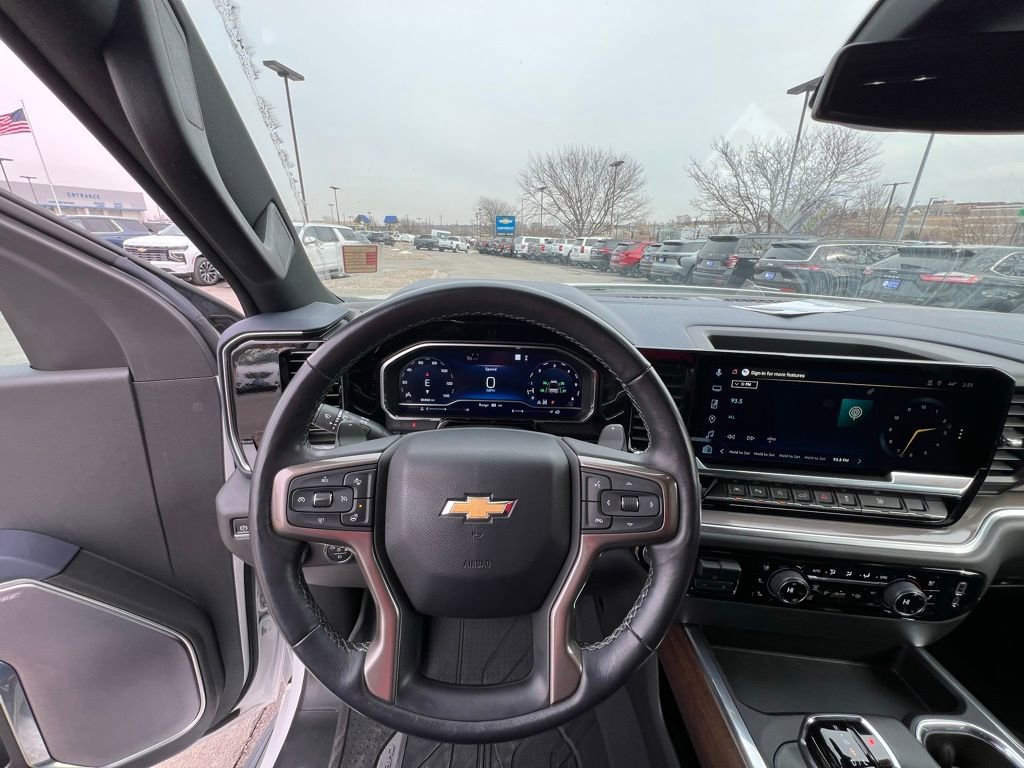 Used 2022 Chevrolet Silverado 1500 High Country w/ High Country Premium Package image 44