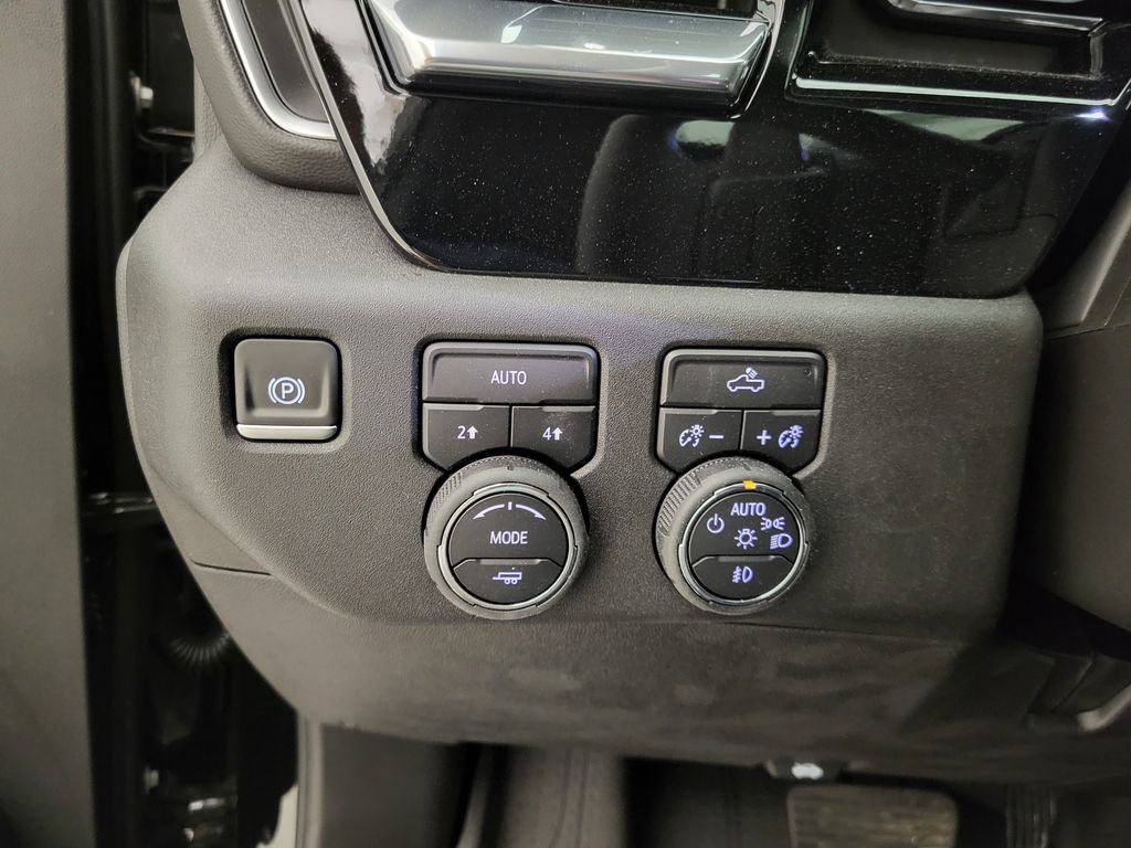 New 2025 Chevrolet Silverado 1500 RST w/ Convenience Package II image 31