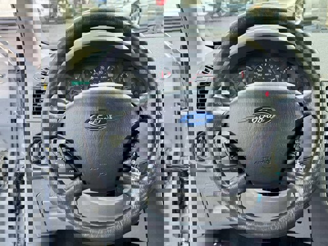 Used 2005 Ford Focus S image 13