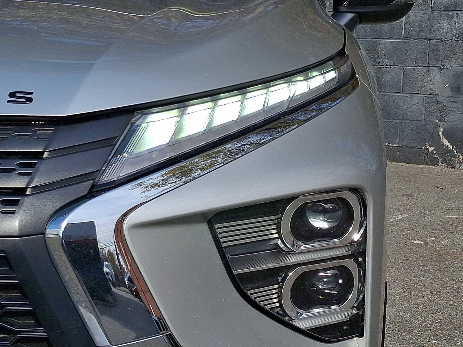 Used 2023 Mitsubishi Eclipse Cross LE image 9