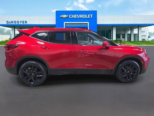 Used 2021 Chevrolet Blazer LT w/ LPO, Black Accent Package image 8