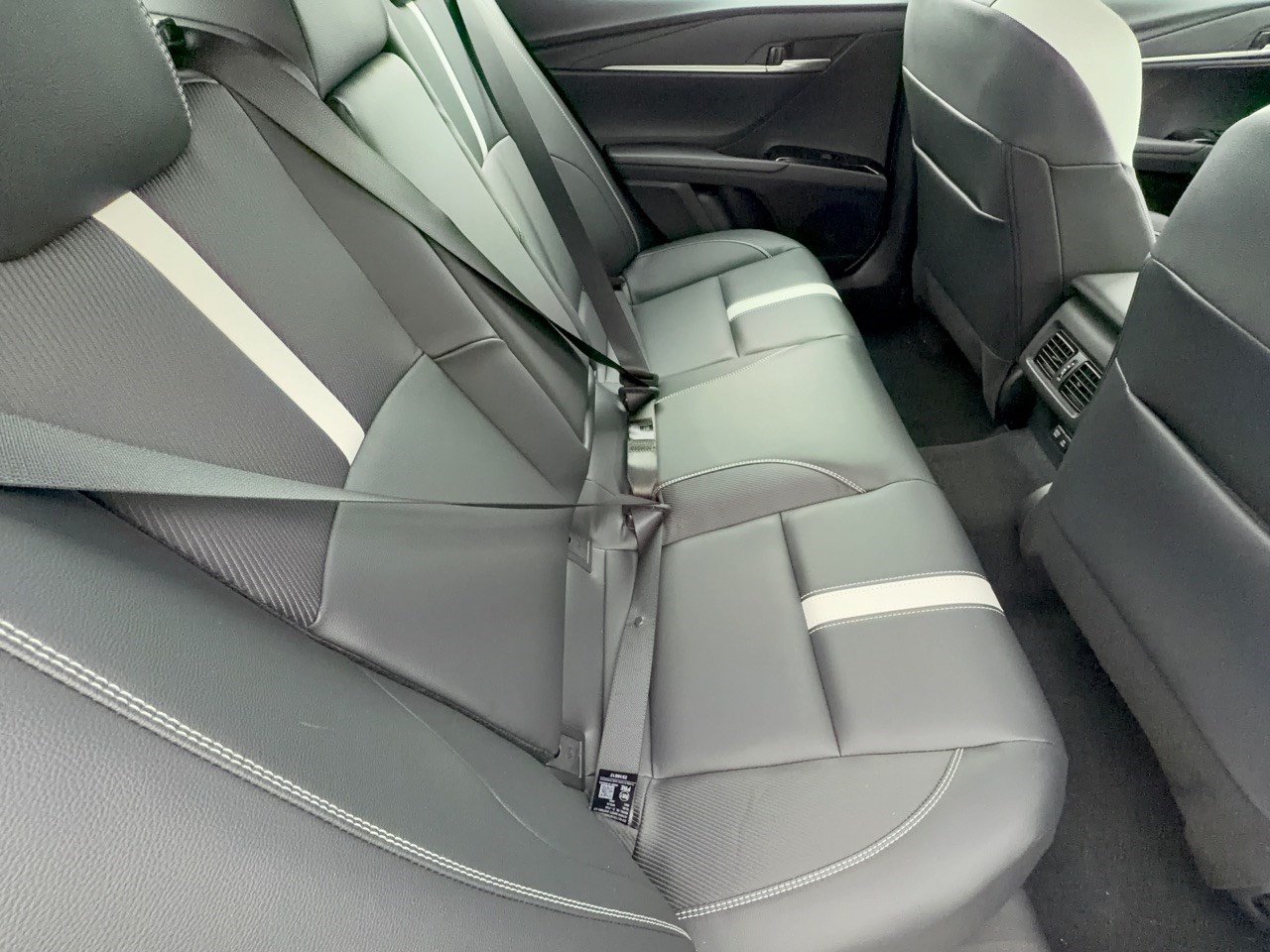 Used 2026 Toyota Camry SE FWD image 29