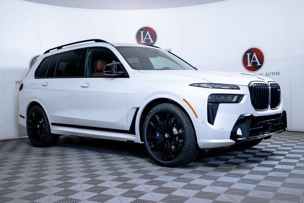 New 2027 BMW X7 M60i w/ Executive Package
