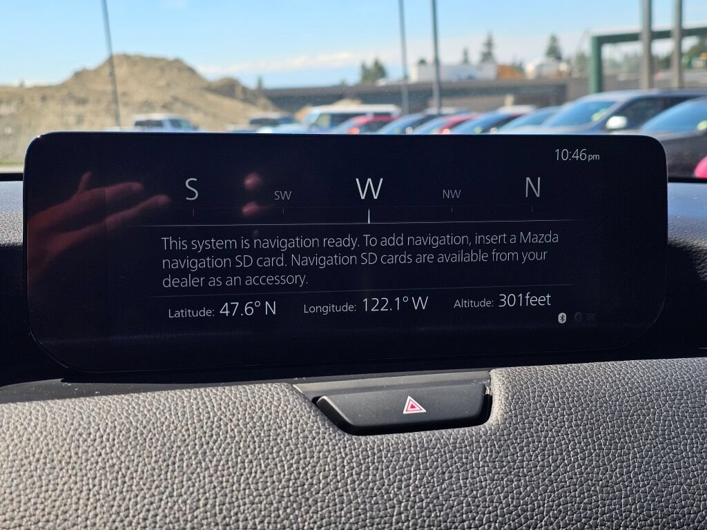 Certified 2024 MAZDA CX-90 Plug-In Hybrid w/ Preferred AWD/4WD image 15