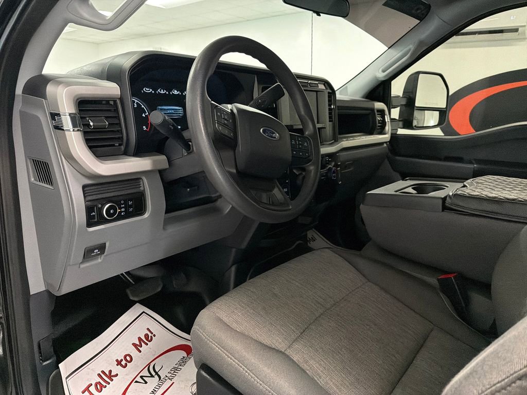 Used 2023 Ford F250 XL w/ STX Appearance Package AWD/4WD image 11