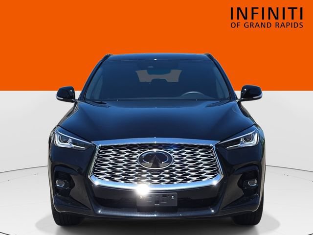 Used 2023 INFINITI QX55 Luxe w/ Cargo Package AWD/4WD image 2