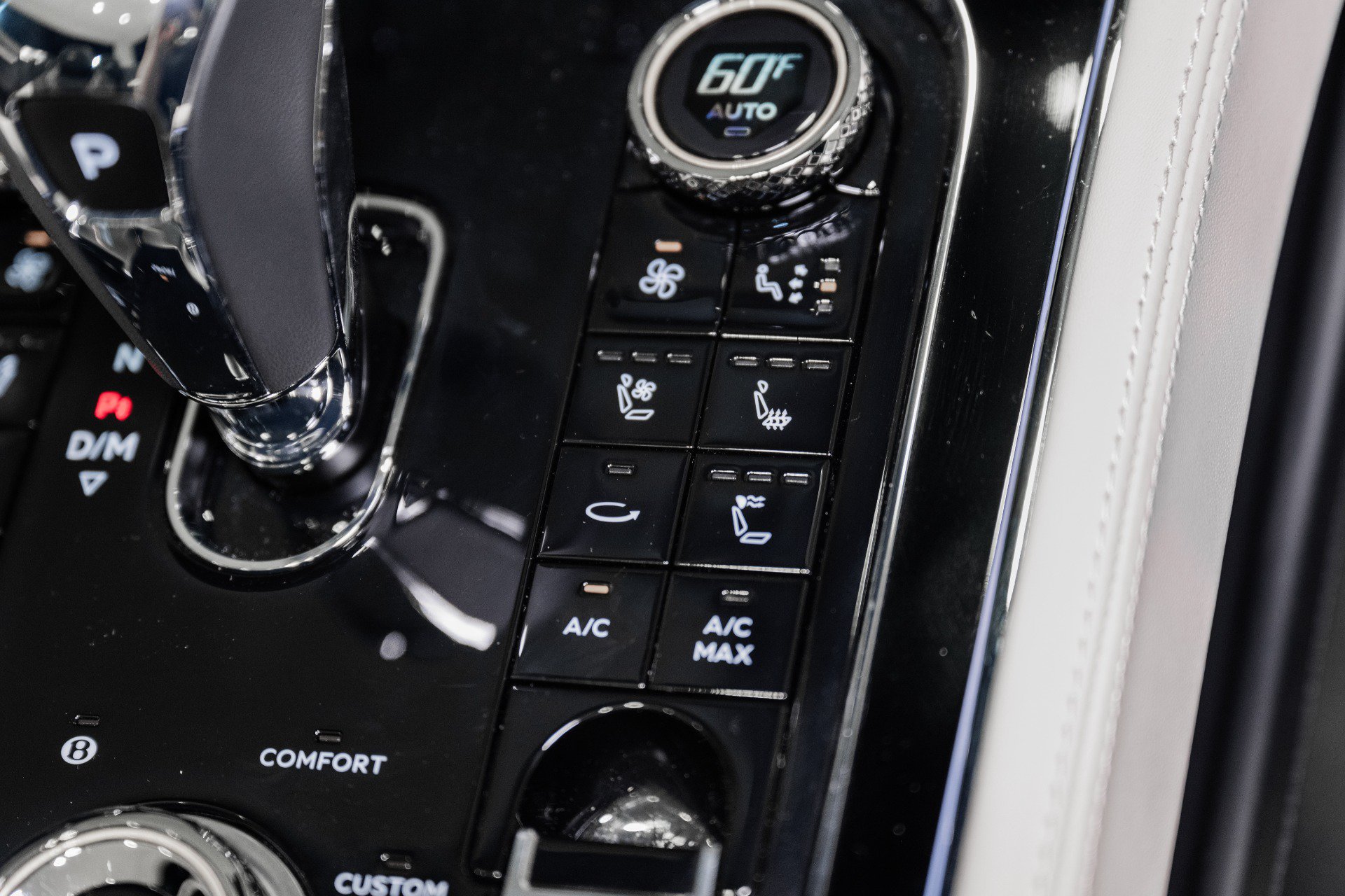 New 2026 Bentley Continental GTC AWD/4WD image 43