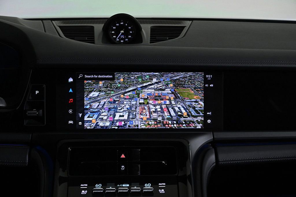 Certified 2025 Porsche Panamera 4 image 15