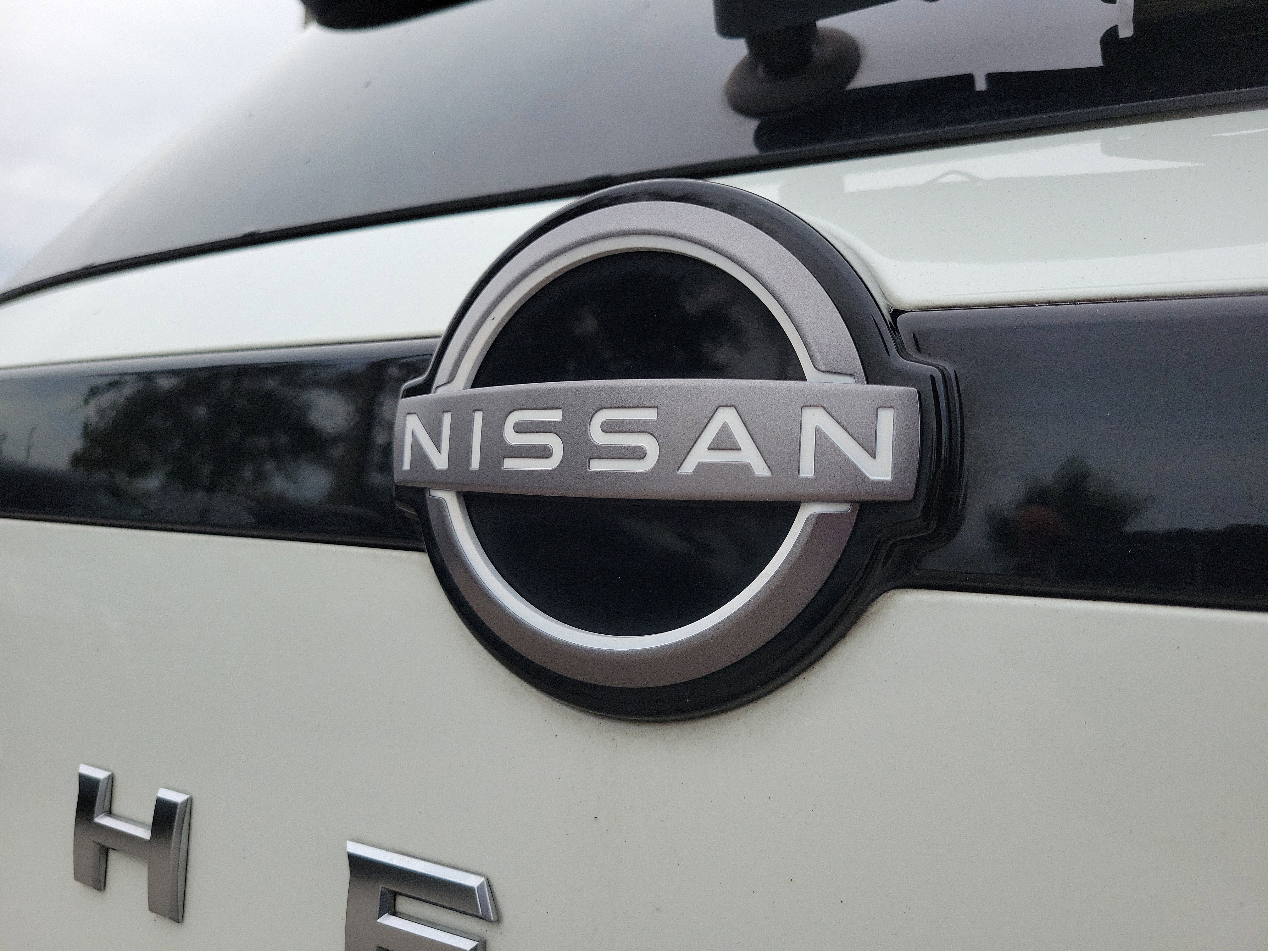 Certified 2023 Nissan Pathfinder SL w/ Cargo Package image 13