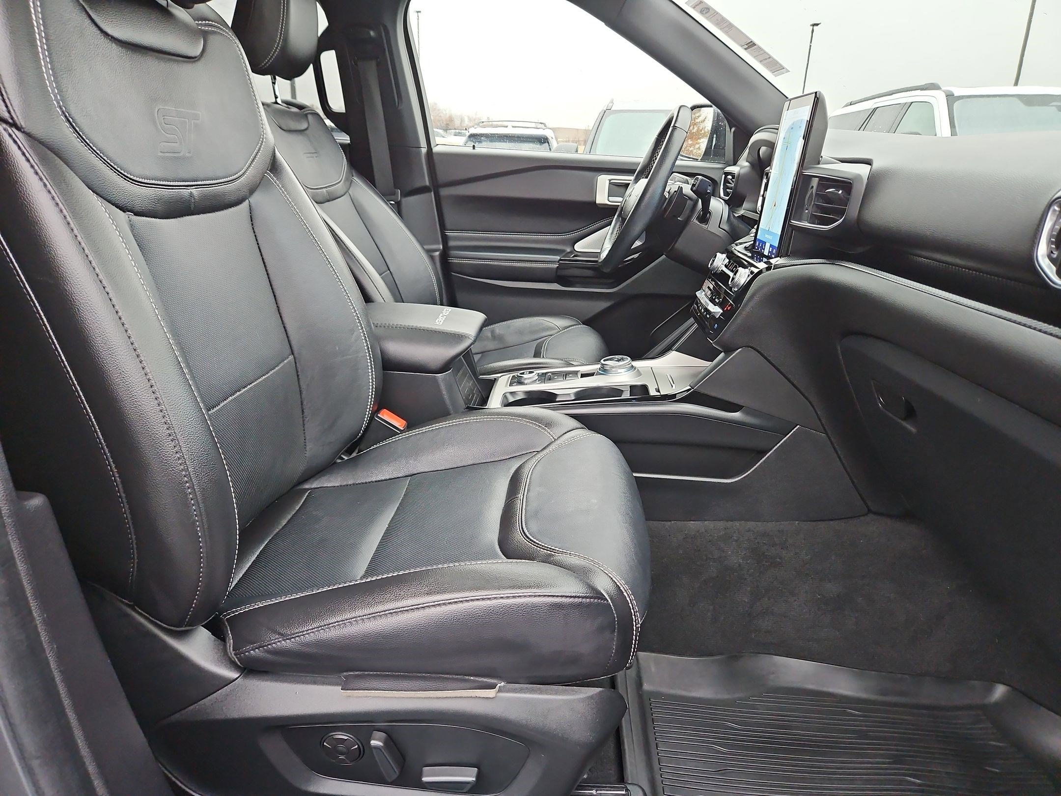 Used 2022 Ford Explorer ST w/ Equipment Group 401A image 34