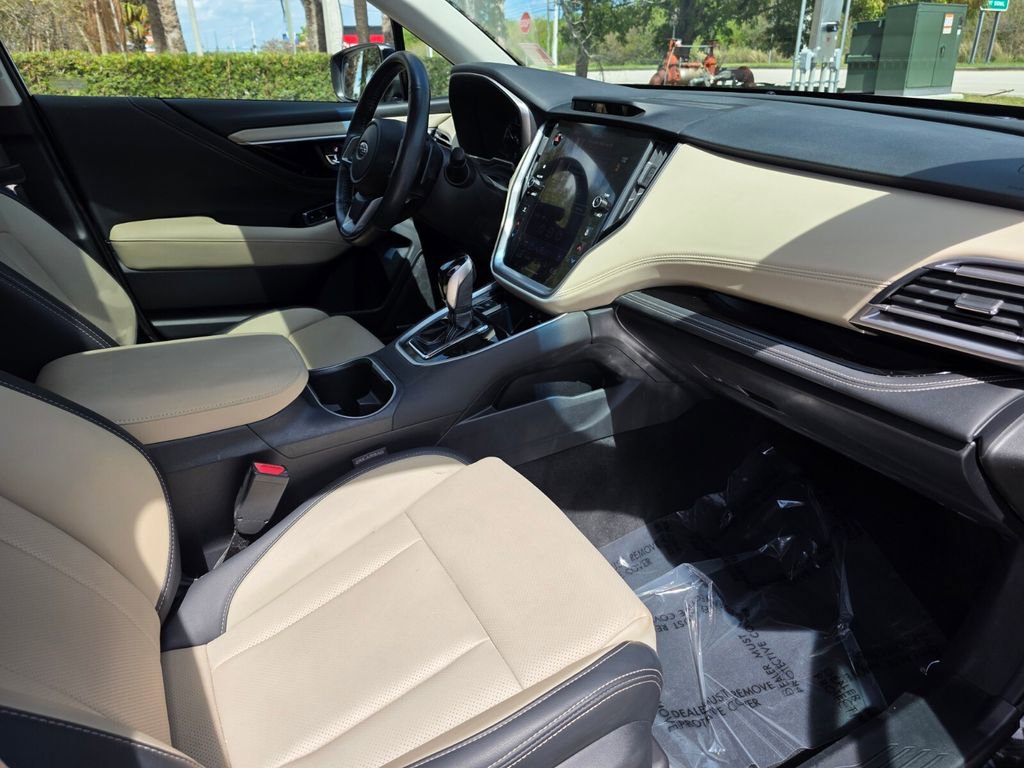Used 2022 Subaru Outback Limited XT image 9