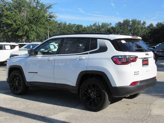 New 2026 Jeep Compass Latitude image 4