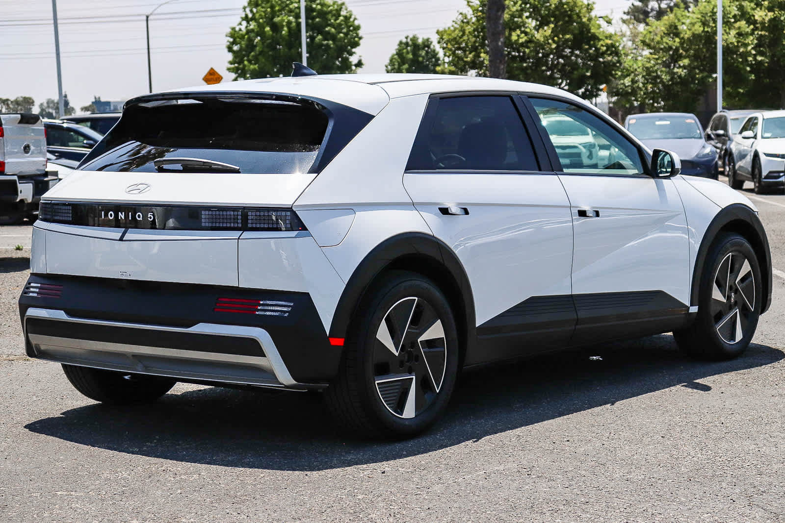 New 2026 Hyundai Ioniq 5 SEL RWD image 7