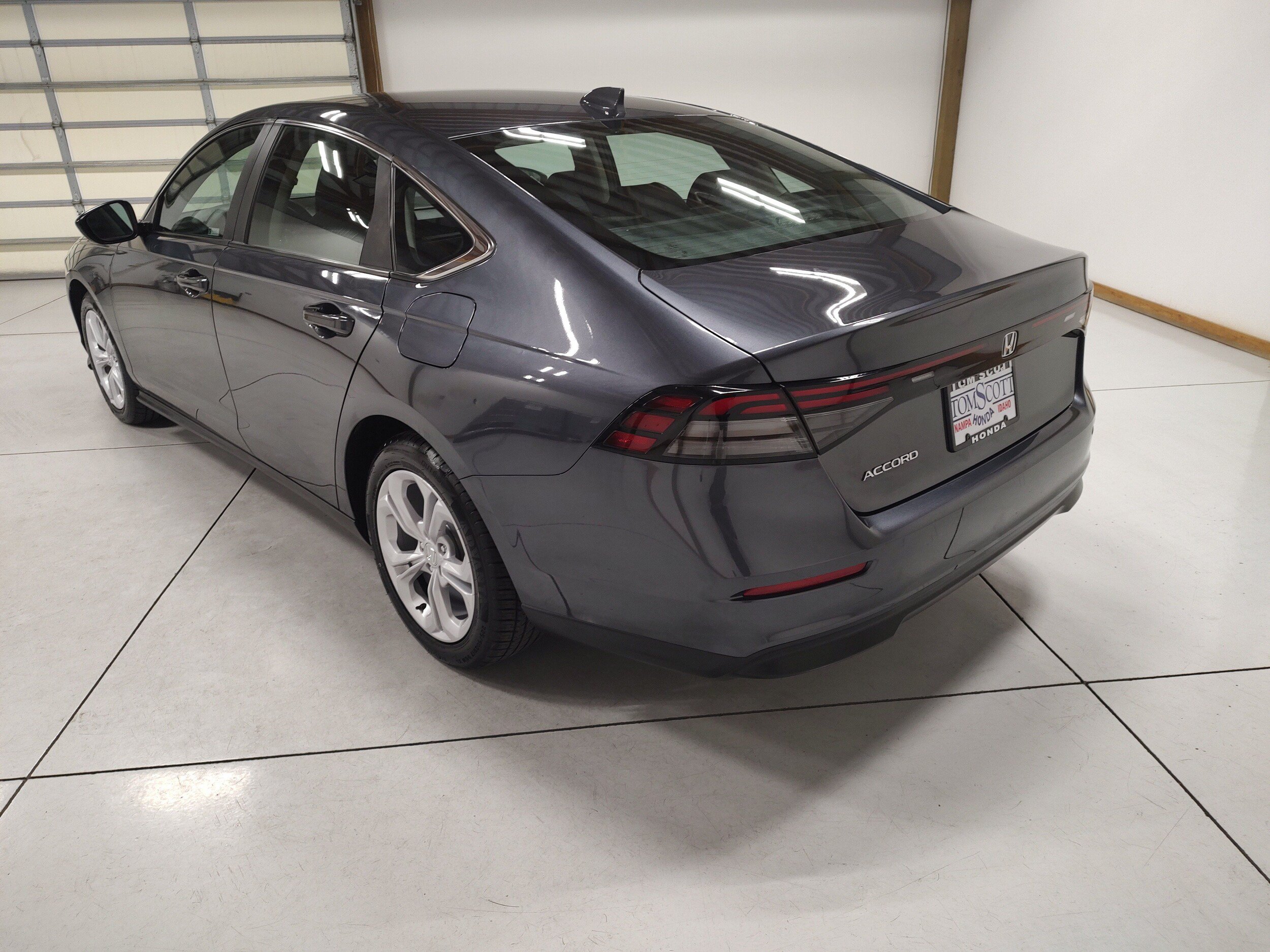 Used 2024 Honda Accord LX image 12